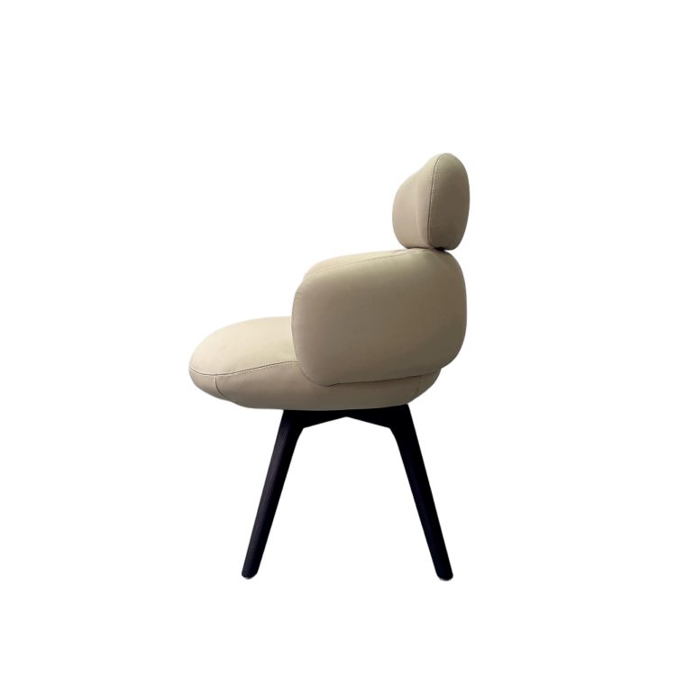 Latest Design Elegant Armrest Genuine Leather Dining Chair with Ash Solid Wood Legs Factory Indoor Kitchen Restaurant Upholstery detail 5