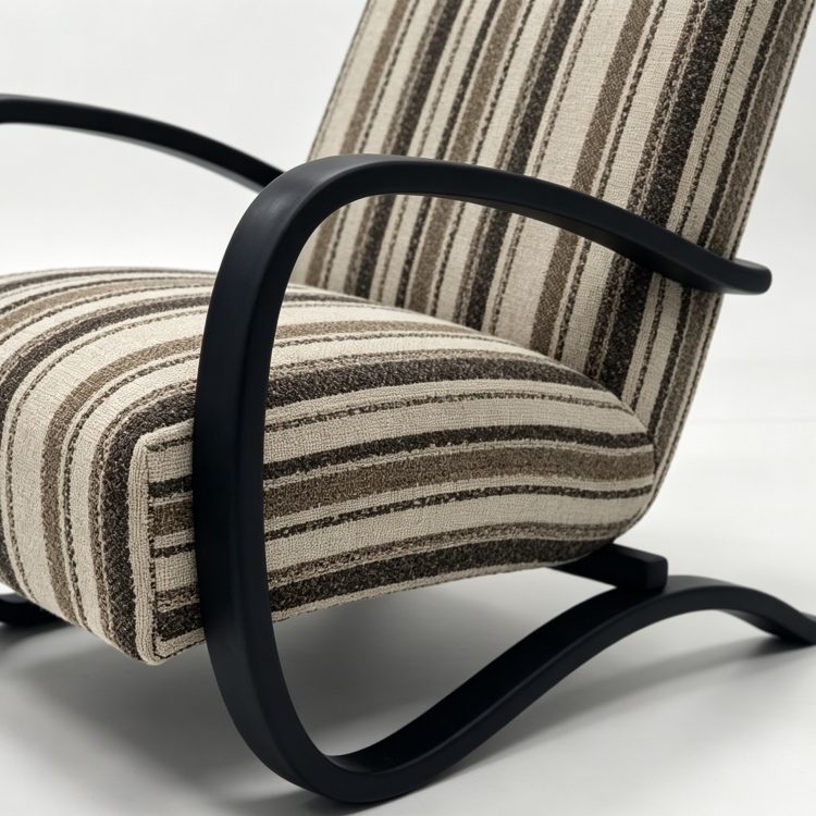 Wholesale Solid Wood Living Room Sofa Chair Cushion Seat and Back Recliner Wooden Leisure Accent Chair for Home Reading Nook detail 4