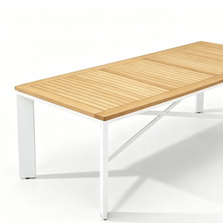 Myanmar Teak & Aluminum Alloy Frame Weather-Resistant Outdoor Dining Tables for Villa Hotel Courtyard Use detail 5