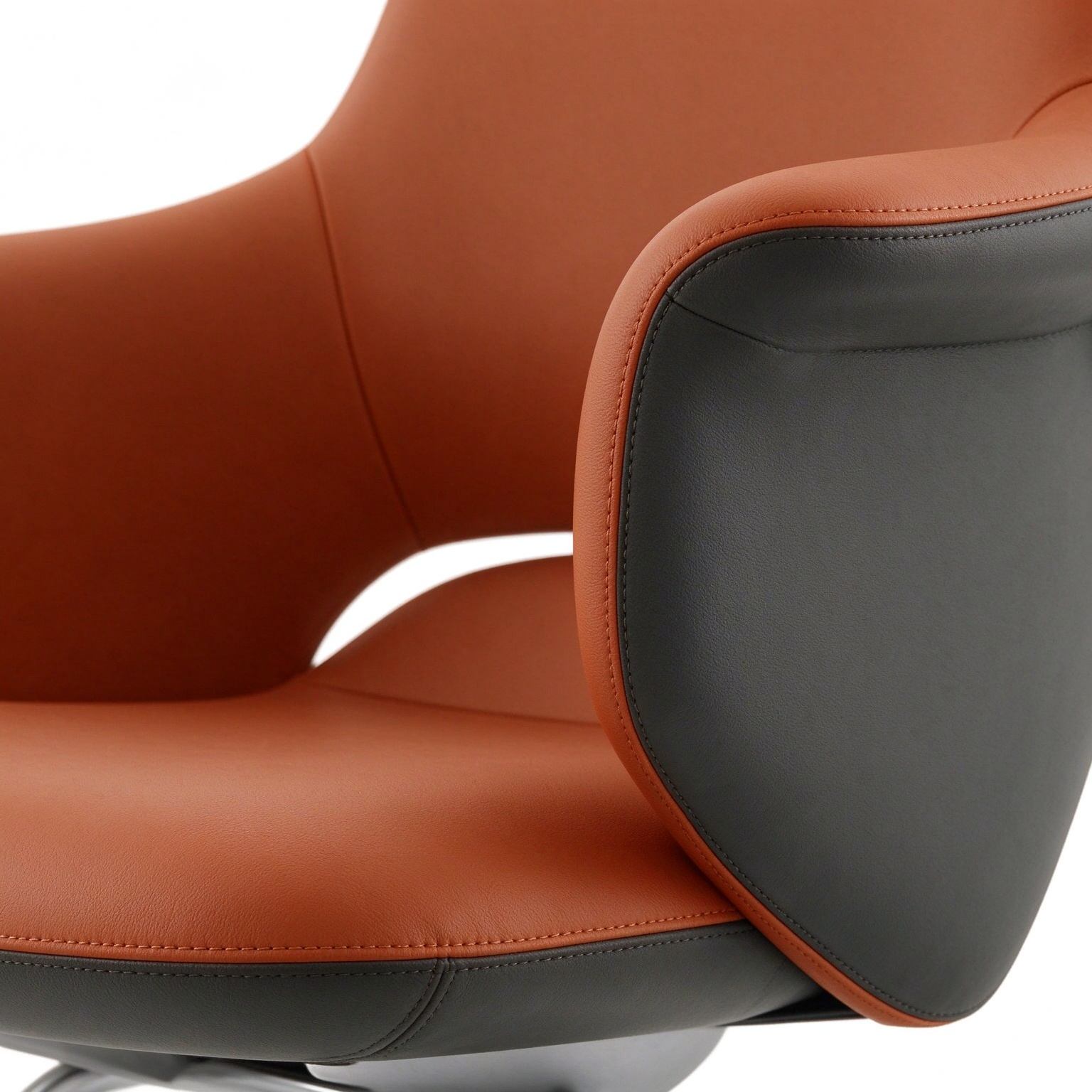 Luxury Visitor Chair Pu Leather Modern Italian Style Home Professional Office Chairs With Chrome Metal Sled Base for Office detail 5